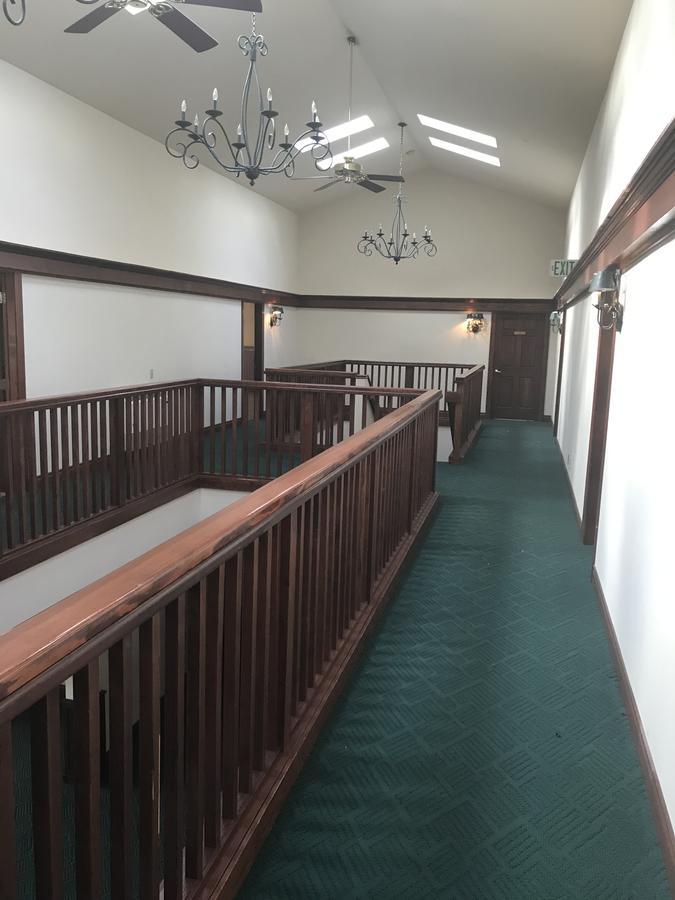 Nirvana Inn & Grill Ellensburg Zewnętrze zdjęcie